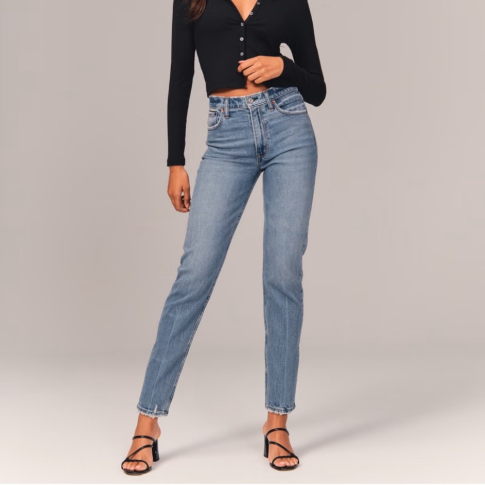 Abercrombie the mom high rise jeans